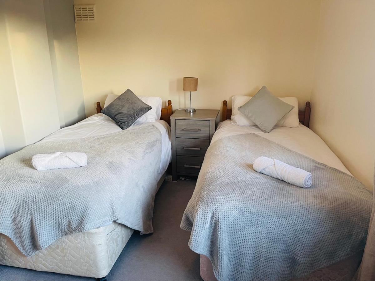 St Ives, King Bed Cosy Home, Parking, Fast Wi Fi St Ives  Exterior foto